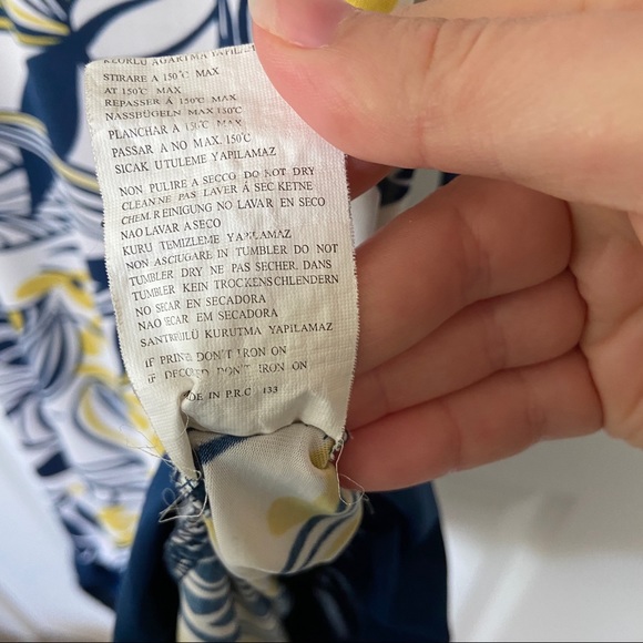 Navy and Yellow Botanical Leaf Print Summer Dress. Fits like Womens 2/4 - Picture 8 of 8